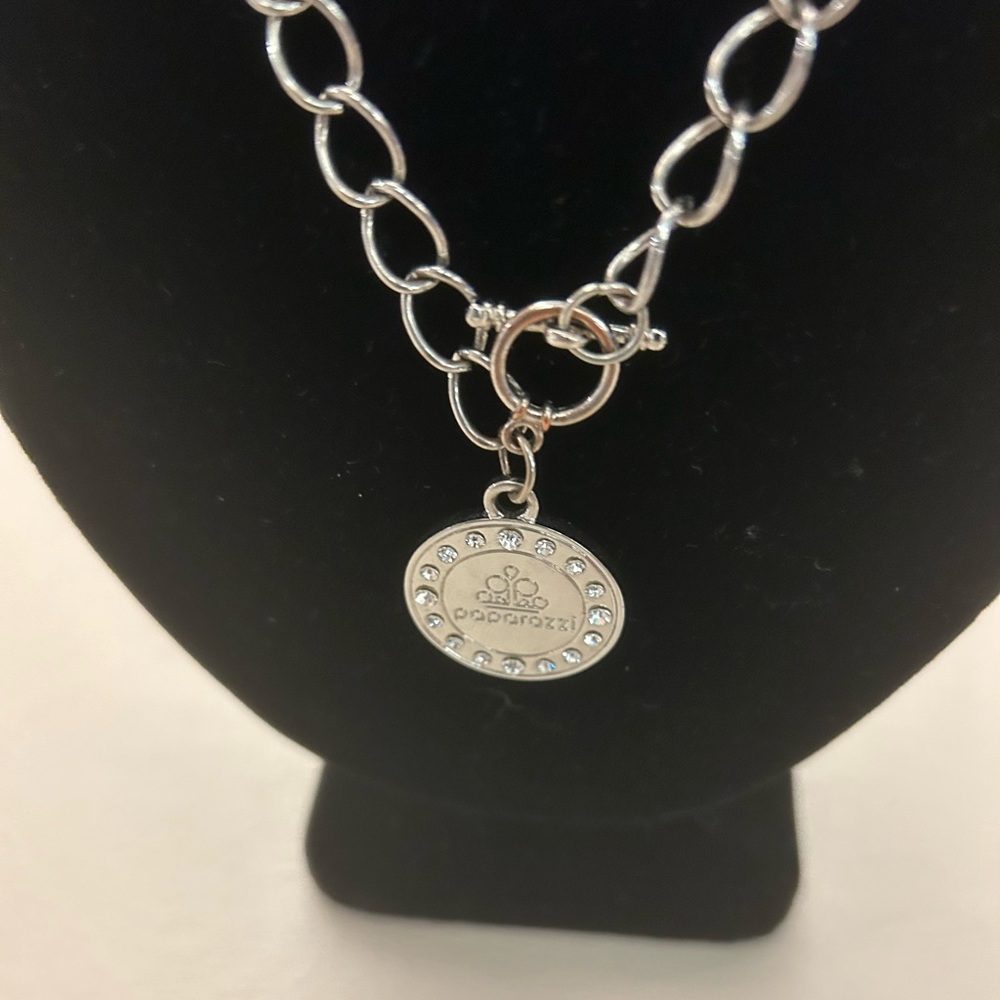 Paparazzi Silver Chain Necklace with Pendant - Picture 4 of 8